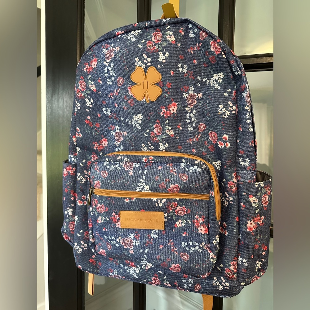 NWOT Lucky Brand floral Bookbag